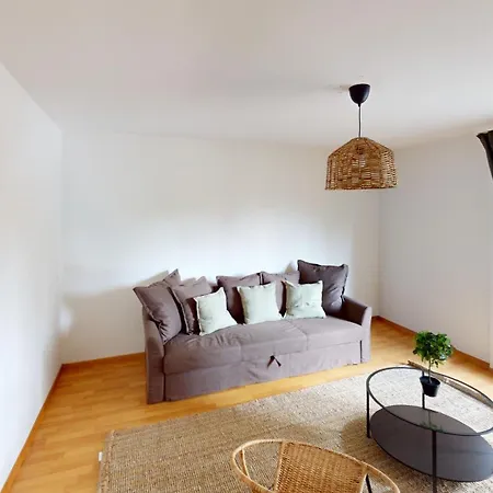 Charming 3 Bedroom Retreat *